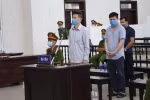 "Chống dịch như chống giặc", cớ sao xin giảm án cho giặc?