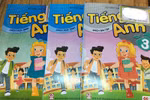 Nhiều phụ huynh mất tiền oan vì mua nhầm sách Anh văn