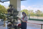 Một thế giới tốt đẹp không thể được tạo nên chỉ bằng những khẩu hiệu hô hào