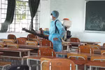 Đóng góp hãy xin ý kiến phụ huynh, đeo khẩu trang vào lớp nên hỏi ngành y tế