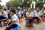 Ngành giáo dục đánh giá thật liệu địa phương, xã hội có hoàn toàn chấp nhận?
