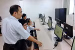 Thầy cô nào được lợi môn Tin học khi thi thăng hạng?