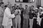 Khai mạc triển lãm "Di chúc của Bác - Nguồn sáng dẫn đường"