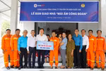Hoàn thành "Mái ấm công đoàn" thứ 17 và 18 tại Công ty Truyền tải điện 4