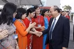 Thủ tướng dự Lễ khai giảng năm học mới tại Trường Trung học phổ thông Sơn Tây