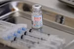 Bộ Y tế phê duyệt có điều kiện vaccine COVID-19 Moderna