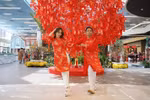 Khánh Thi – Phan Hiển diện áo dài ngẫu hứng nhảy Dancesport tại Hội Hoa Xuân