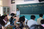 Trăm nỗi tơ vò đầu năm học mới của trẻ em nghèo phố biển