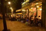 Bài toán kinh tế vỉa hè