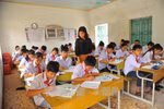 Yêu cầu ngoại ngữ trong Chuẩn hiệu trưởng, Chuẩn giáo viên xa rời thực tế