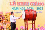 Chủ tịch Quốc hội Trần Thanh Mẫn dự Lễ khai giảng tại tỉnh Vĩnh Long