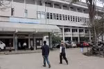 Nghi vấn bác sĩ pha máu bán: Đình chỉ Trưởng khoa Xét nghiệm