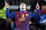 Messi vượt Ronaldo trở thành huyền thoại, Barca áp sát Real