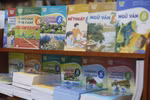 Nhiều phụ huynh còn thiếu thông tin, kinh nghiệm để phân biệt SGK thật - giả