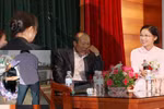 Đầu năm về làng ... đánh vợ
