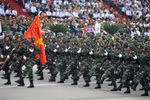 "Nên tổ chức diễu binh 10 năm một lần"