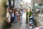 Kinh hoàng phát hiện mẹ bị cắt cổ chết