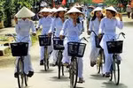 3 triệu thanh niên Việt Nam sẽ... ế vợ