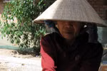 Người cào tép kiếm tiền triệu mỗi đêm