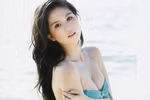Ảnh nóng bỏng Ngọc Trinh khi chụp bikini ở nước ngoài