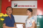 Công ty TNHH Nam Minh Hoàng ủng hộ Lớp học Nhân ái 10 triệu đồng