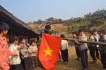 Đến bản "bốn không" cùng thày trò vùng cao lên lớp