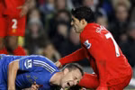 John Terry: Trở lại, tỏa sáng rồi tắt lịm vì Luis Suarez