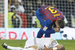 'Đồ tể' Pepe lấy Shakira làm cớ chọc Pique