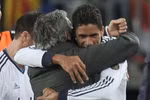 Real bắn hạ Barca: Varane xuất sắc hơn cả Ronaldo