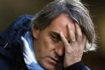 Lý do Mancini bị sa thải: Dao cùn sao gọt nổi chuôi!