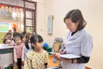 Còn nhiều trăn trở về lương, đãi ngộ của nhân viên y tế học đường