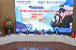 Thầy cô "đăng đàn" giải đáp thắc mắc cho thí sinh trước kỳ tuyển sinh 2022