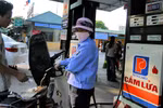 Xăng: “Nhạc trưởng” của bản nhạc mang tên “Giá”