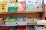 Sách giáo khoa đánh đố con trẻ, làm khó phụ huynh