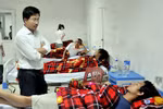 Sốc trước cảnh các ngôi sao của SHB Đà Nẵng nằm viện vì ngộ độc