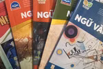 SGK Ngữ văn 10 biên soạn không thống nhất, học sinh chuyển trường phải làm sao?