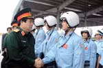 Bộ trưởng Phùng Quang Thanh thăm Trung đoàn 940 