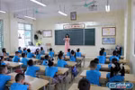 Hiệu trưởng có bằng cử nhân Tâm lý giáo dục phải xuống hạng III