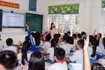 Vì sao khó giữ chân được giáo viên tiếng Anh ở các thành phố lớn?