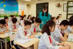 Cuối kỳ, cuối năm GV mới nhận xét, vậy HS điều chỉnh thái độ, điểm số kiểu gì?