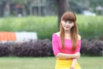 Nữ sinh Kiên Giang xinh đẹp biến hóa trong hàng loạt clip