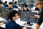 Nhiều trường đào tạo ngành Công nghệ thông tin: So sánh chỉ tiêu, điểm chuẩn và học phí 