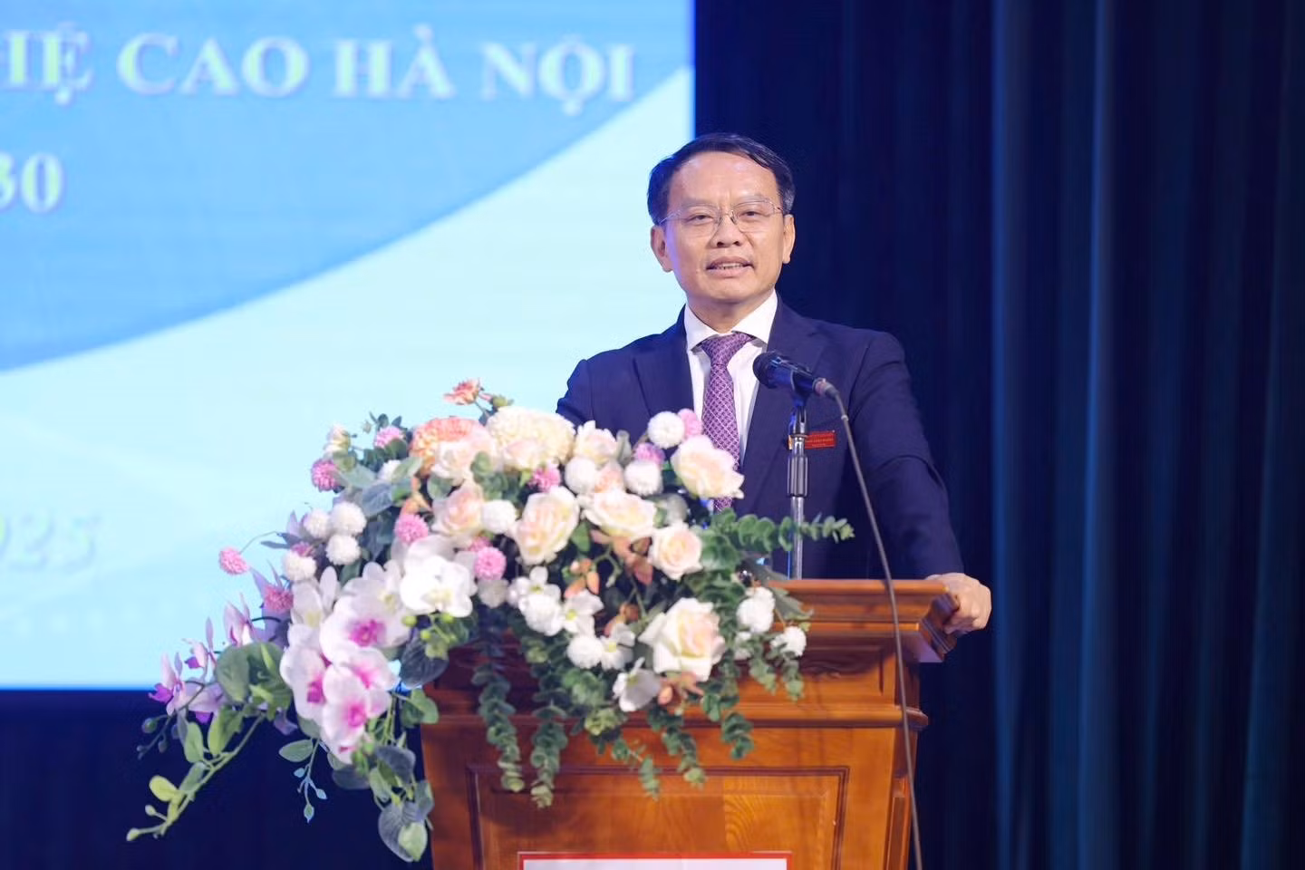 thay-khanh.jpg