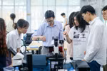 Chuẩn giảng viên đại học buộc người thầy phải thực sự nhúng mình vào khoa học, công nghệ