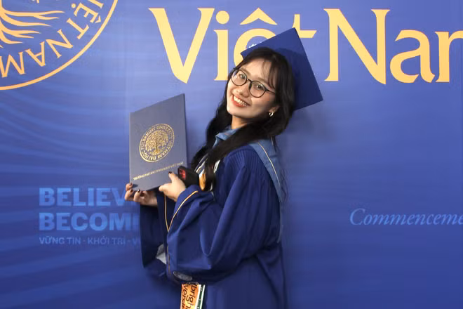 Nữ sinh Việt chinh phục học bổng Tiến sĩ hơn 7 tỷ đồng tại Mỹ bằng niềm đam mê Sinh học 