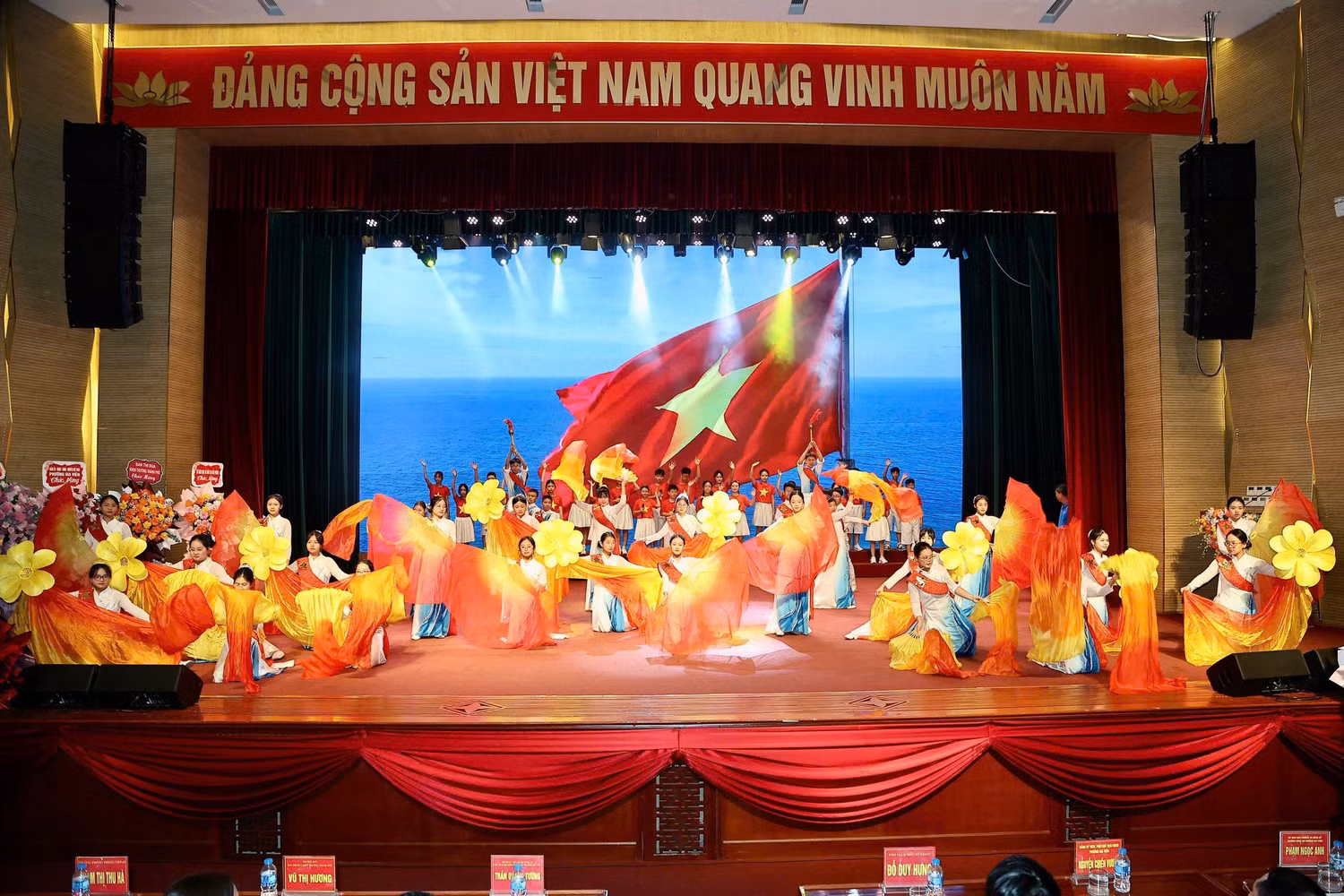 2aoboqsjv6d6wtcwi6m7x1uytsgjdccmwkhqzleq.jpg