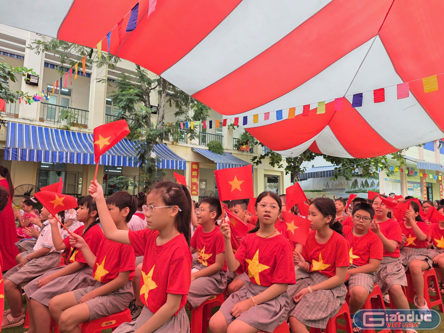 gdvn-khai-giang-10.jpg