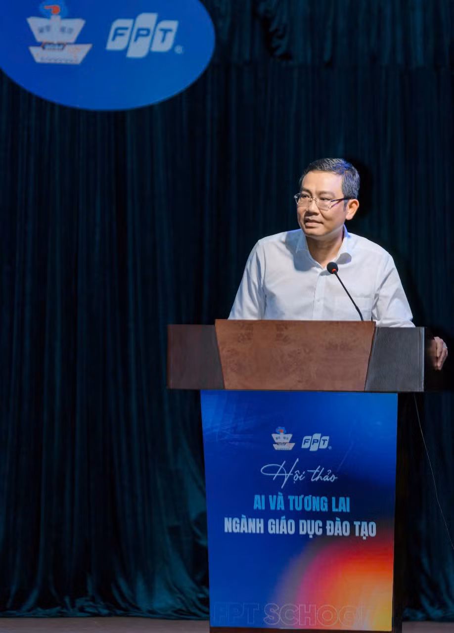 hoi-thao-fpt-1.jpg