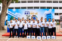 Hơn 700 cựu sinh viên K41 Trường Đại học Xây dựng Hà Nội hội ngộ sau 30 năm nhập học