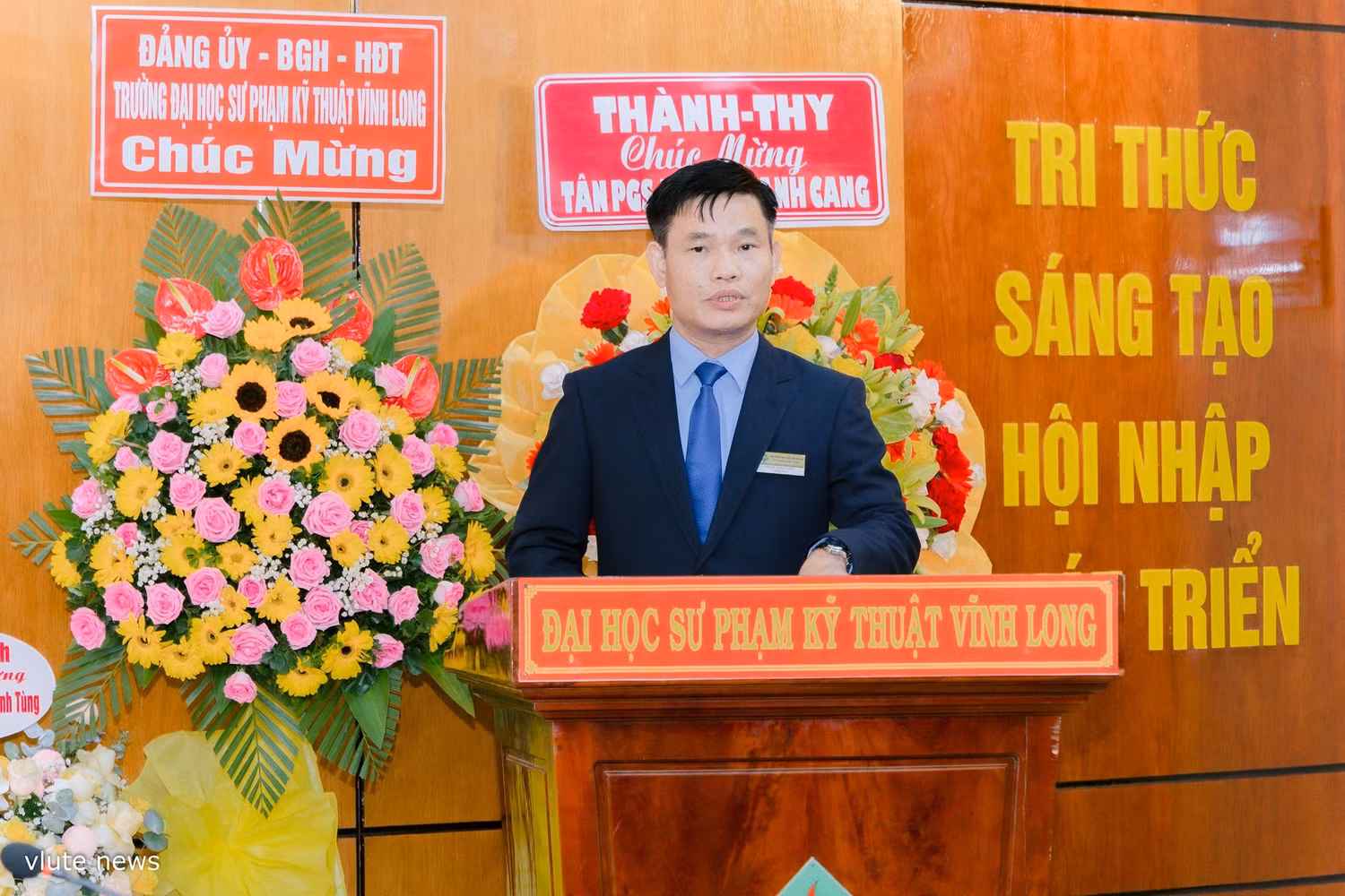 thay-cang-vinh-long.jpg